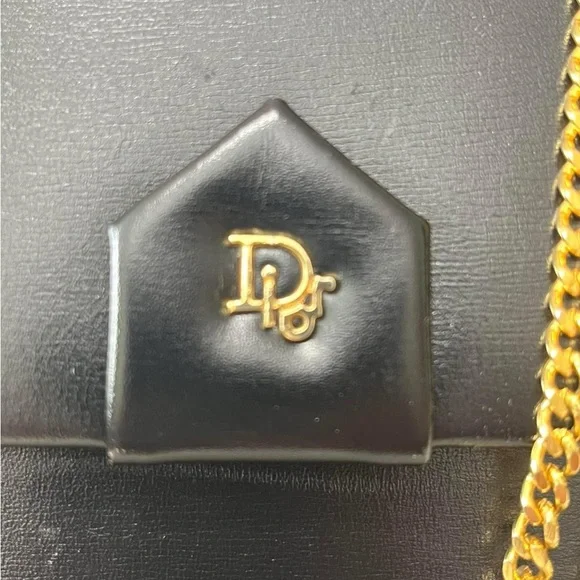 (700‼️) Vintage Dior Crossbody Clutch - Picture 5 of 10